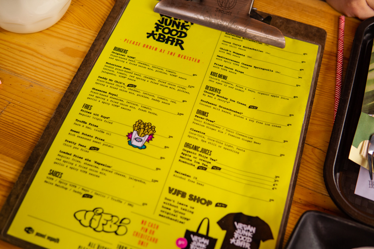 Amsterdam vegan essen Vegan Junk Food Bar Speisekarte