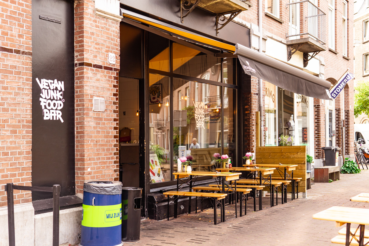 Amsterdam vegan essen Vegan Junk Food Bar Außenansicht