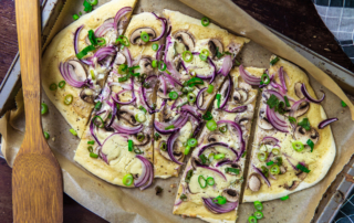Veganer Flammkuchen von oben