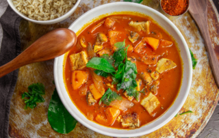 Veganes Tomaten-Kokos Curry