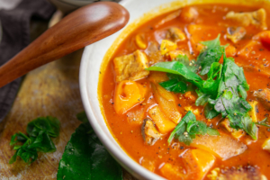 Veganes Tomaten-Kokos Curry